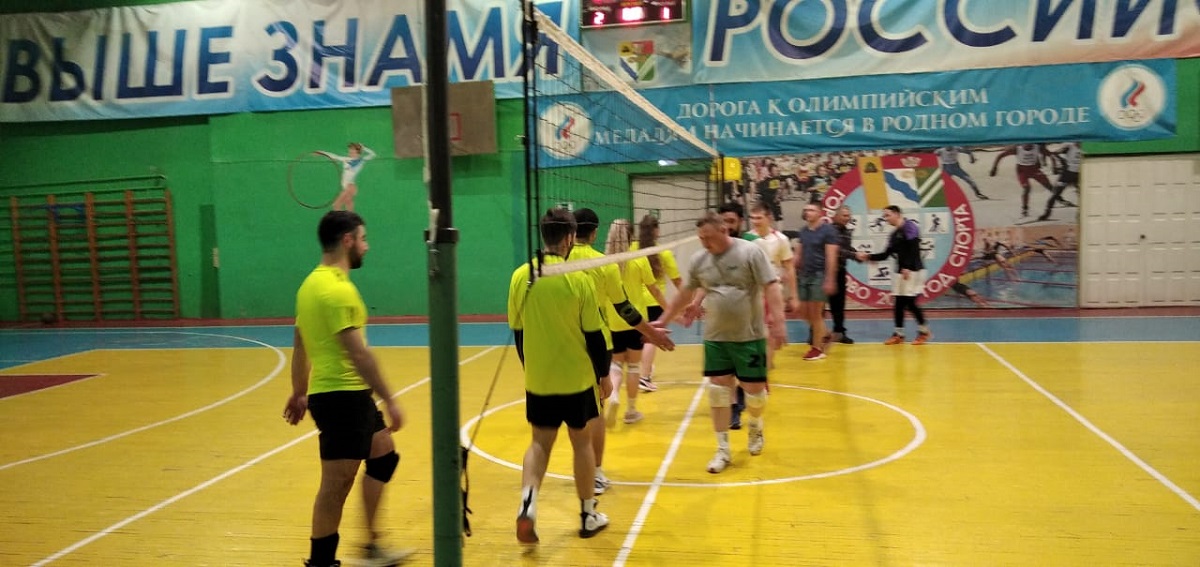 Чемпионат города по волейболу